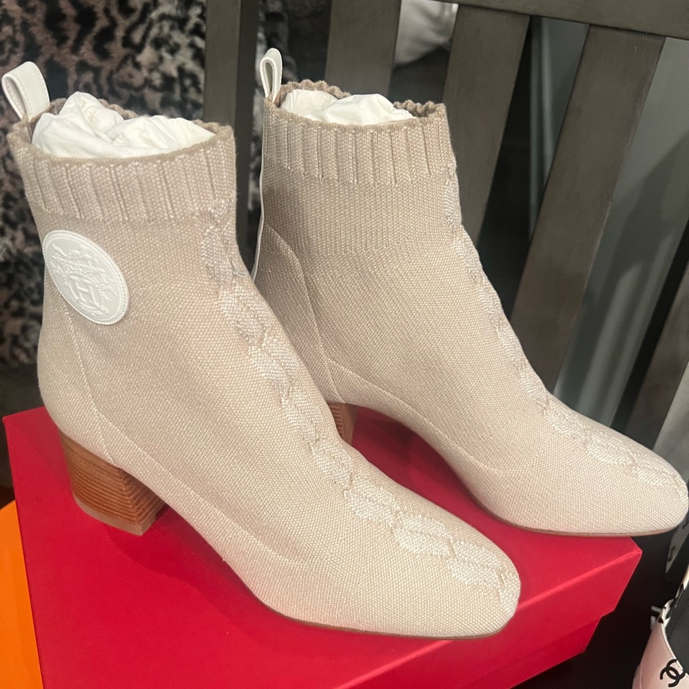 NEW Hermes Booties size 38